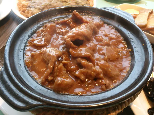 沙嗲牛肉雜菌煲