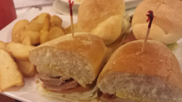 查理布朗至尊三文治