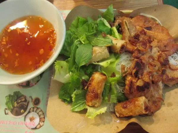 cha sats review - singaporean food stall noodles takeaway in