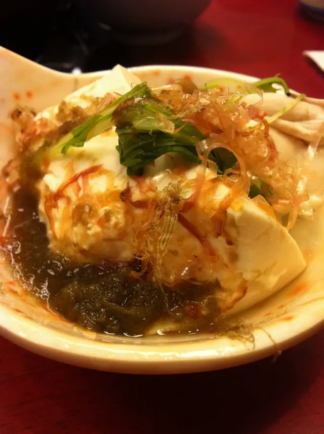 豆腐十分嫩滑,但略欠豆香