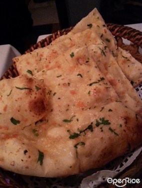Garlic Naan 烤餅 - 佐敦的瑪拉小廚