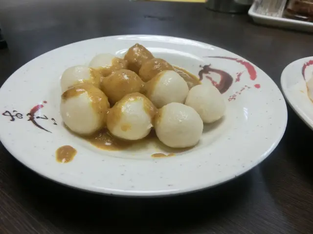 很少咖喱,魚蛋沒有味