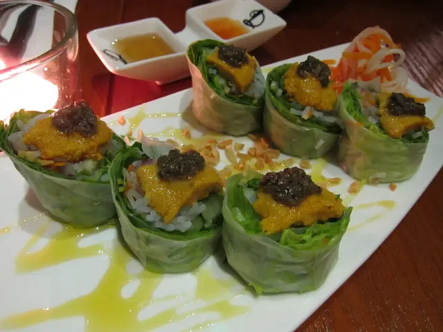 海膽黑松露檬紙卷