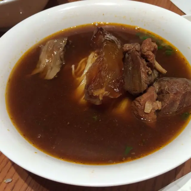 牛腩麵~