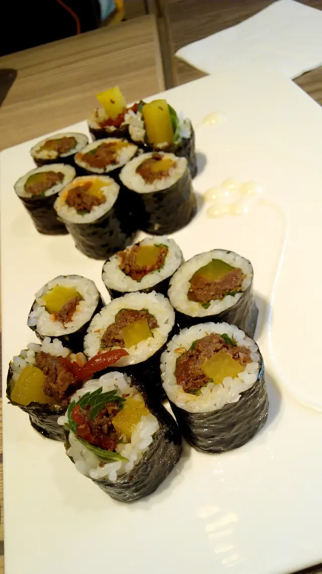 等左大半小時的燒牛肉卷