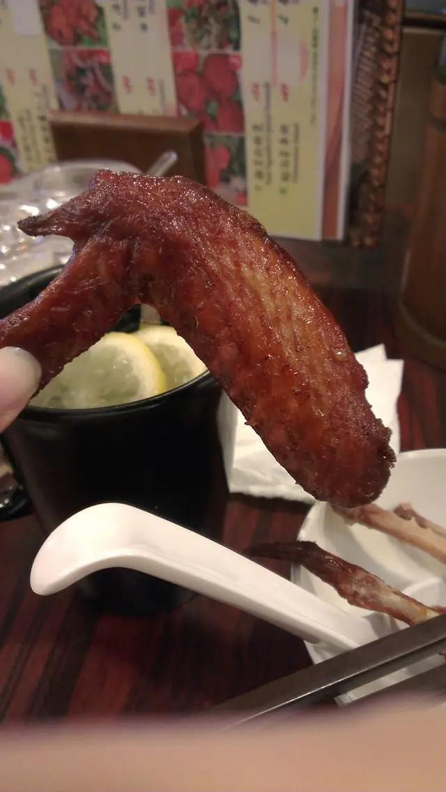 隻雞翼嚴重營養不良