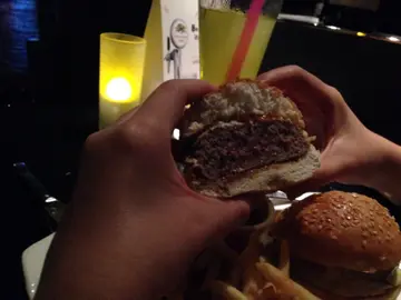 牛肉漢堡