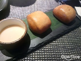 饅頭 - 中環的霸王川莊