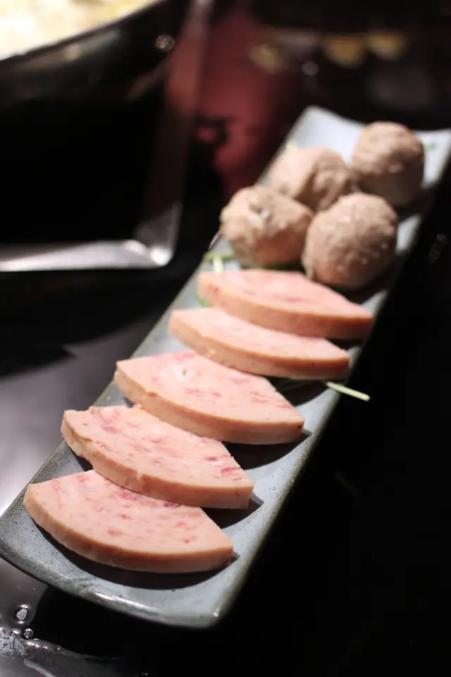 午餐肉雙併貢丸