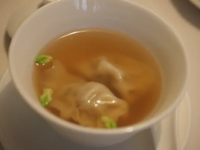 胡椒湯貢菜餃