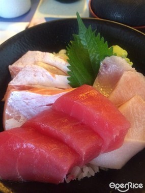 7號餐 - 三色魚生飯 - 灣仔的浦和日本料理