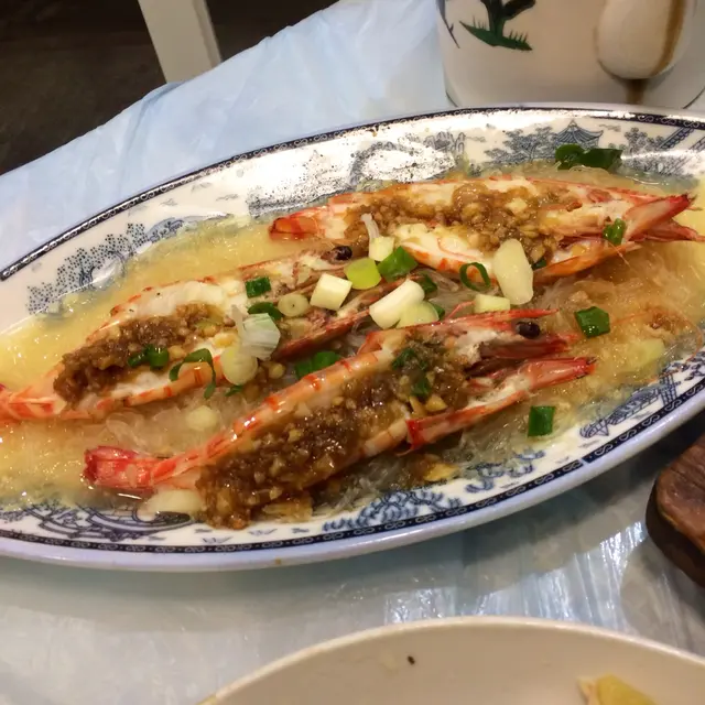 蒜蓉粉絲蒸大蝦