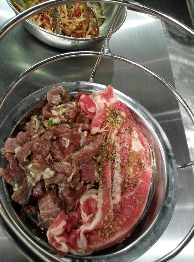 新麻蒲秘製牛五花肉, 新麻蒲護心肉