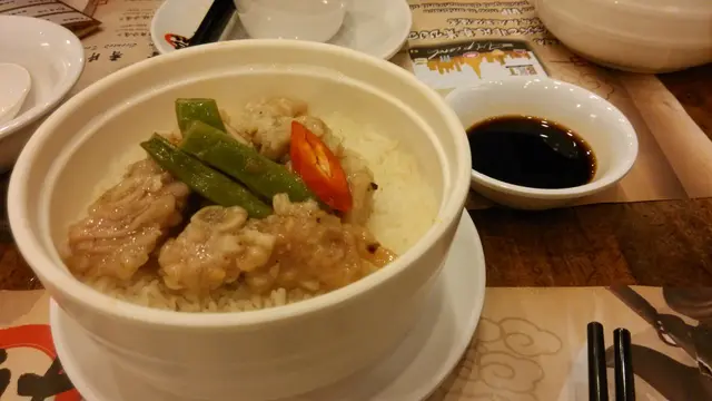 可以, 排骨味道較甜, 但排骨份量再多些會更好