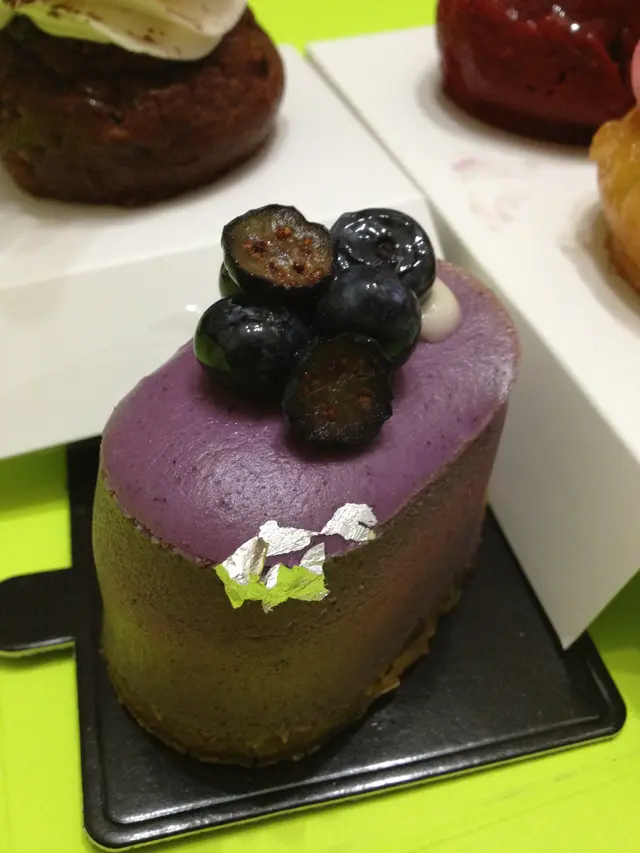 高貴的Blueberry Chic