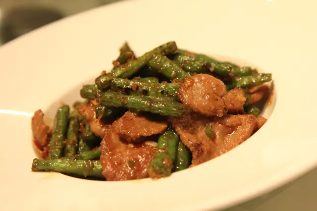 醬皇乾爆黑豚肉