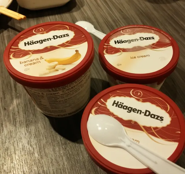 超好味，但限量每人一杯，記得要季節限定雪榚，大杯好多又有驚喜