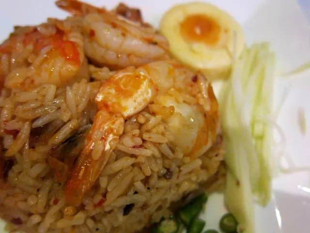 上面的蝦十分大隻