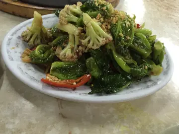 马拉盏炒椰菜苗