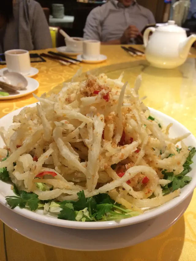 呢個真係無得輸,香脆可口,送酒一流!