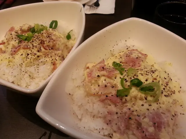 估唔到卡邦尼可以配飯:p