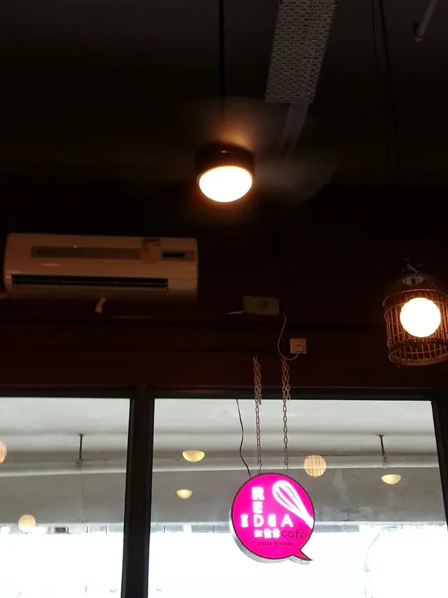 天花風扇及鳥籠燈