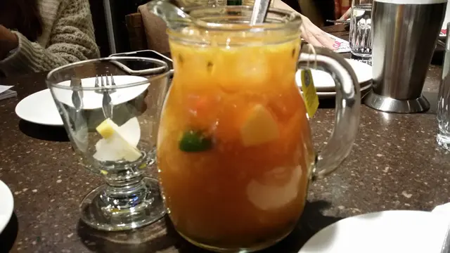 夠大杯！生果豐富！