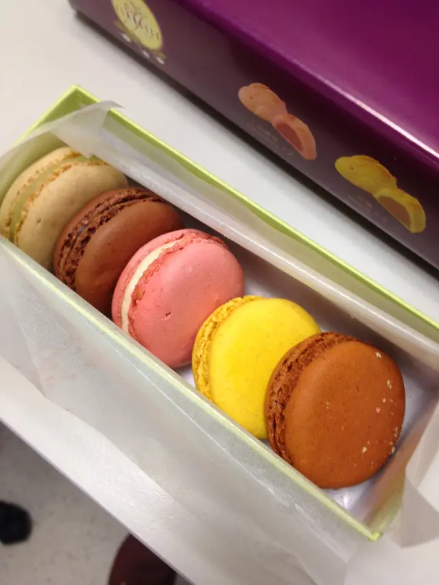 Macaroon