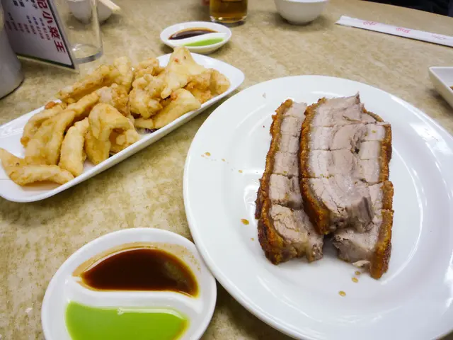 燒肉完全合乎期望, 食完一舊立即搶夾第二舊, 一路夾晒為止,