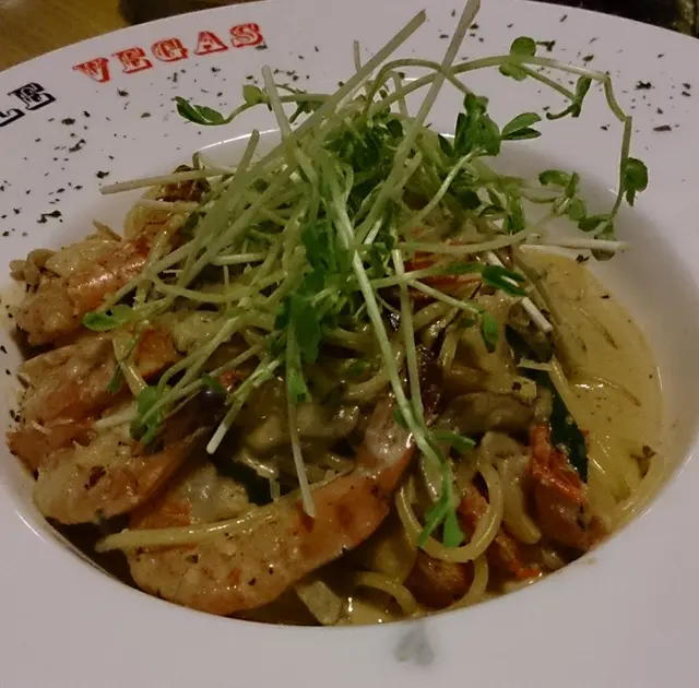 泰式冬蔭功幼意粉