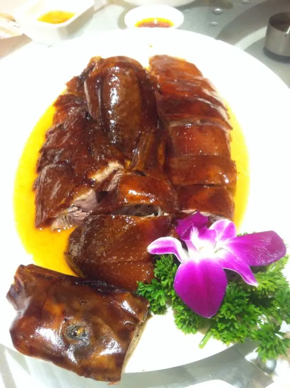 超水準,想不到在這裡會食到-色香味俱佳,唔會比深井差