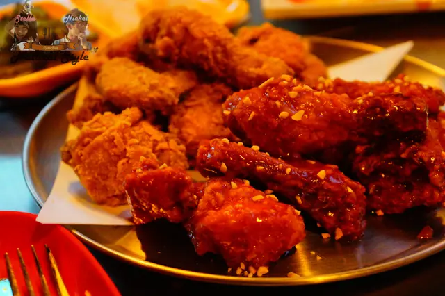 原味及香辣炸雞