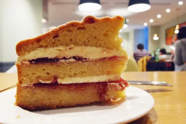 Victoria Sponge cake