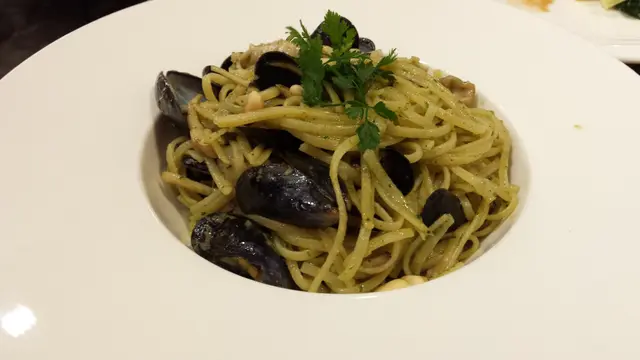 藍青口香草扁意粉