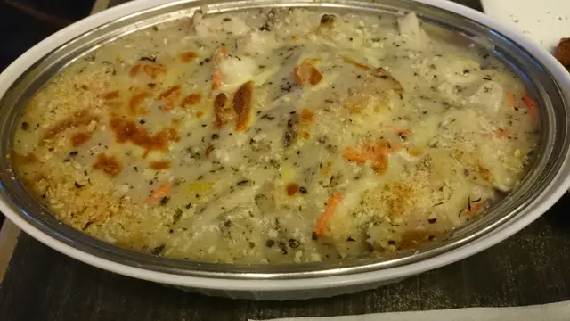 黑松露芝士海鮮焗飯