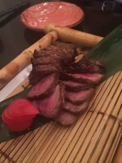 隱泉牛脊