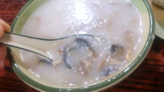 皮蛋瘦肉粥