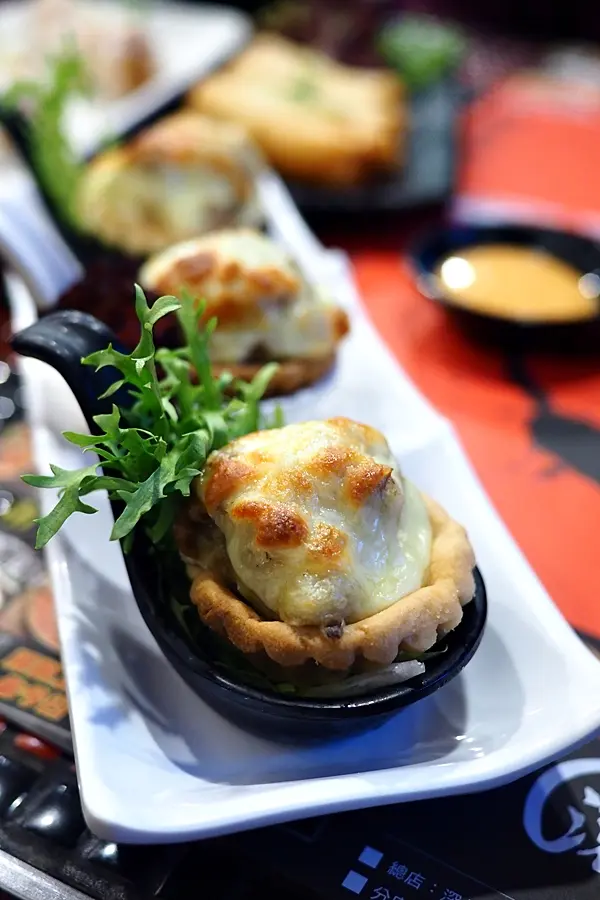 愛心白汁芝士蘑菇雞批