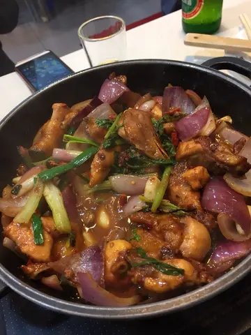 招牌鸡煲
