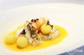 Main- &#39;Suquet&#39; saffron soup with seared scallops and rock fish - 中環的Vasco Spanish Fine Dining