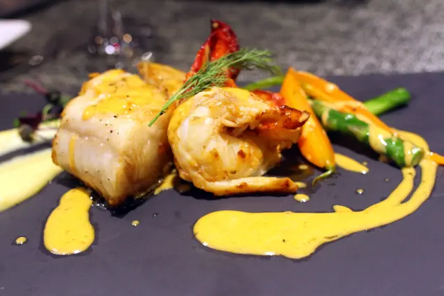 波士頓龍蝦拼鱈魚