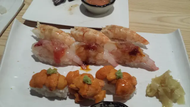 熟蝦,牡丹蝦同海膽