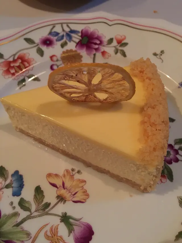 Lemon cheese cake