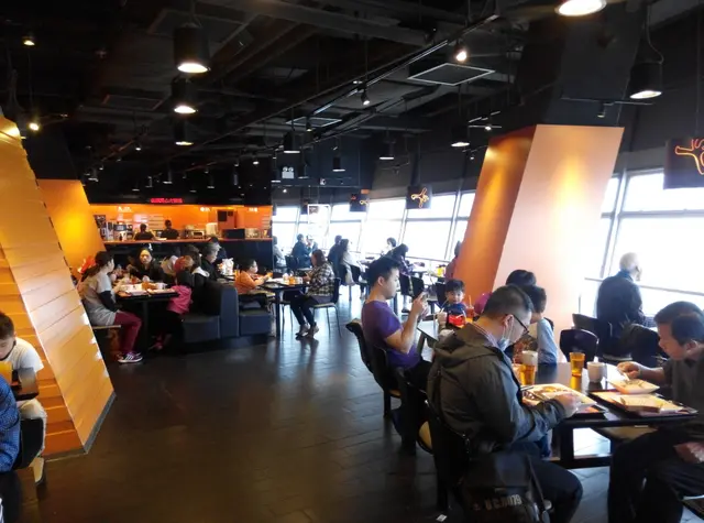 顏色配搭幾舒服