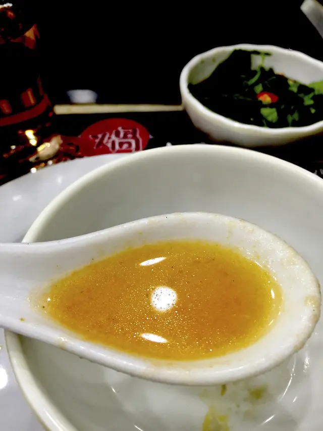 湯底，由清到濃，細味細心