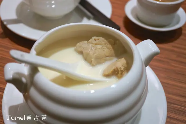 杏汁燉白肺湯