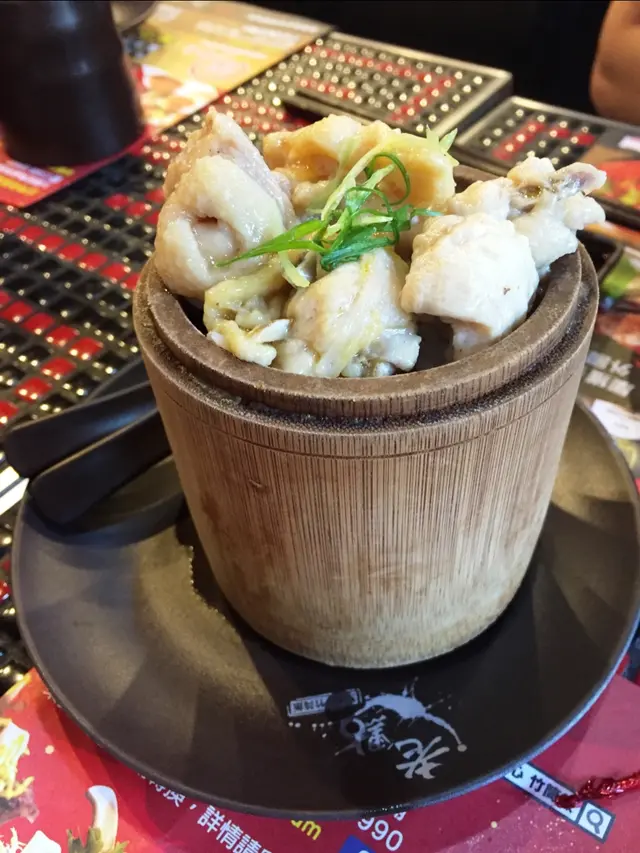 向西嫩雞竹筒飯