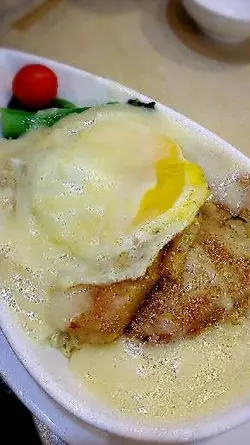 豬頸肉芝士撈面