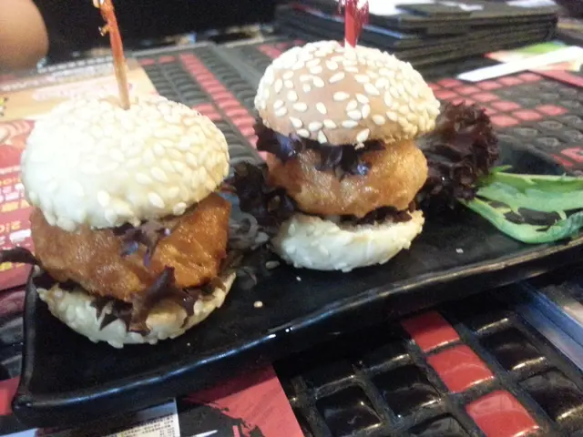 吾係老點小漢堡