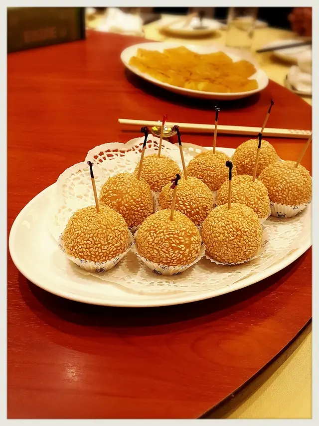 蓮蓉煎堆仔